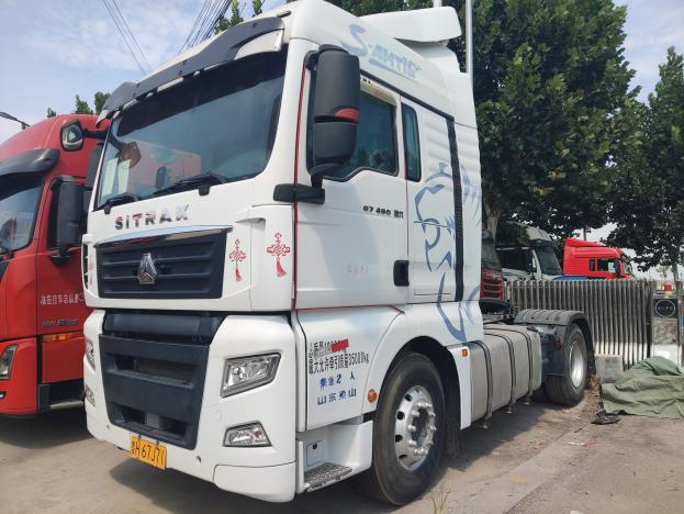 重汽汕德卡 SITRAK G7 牵引车